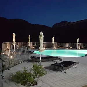 Vacanze Nioleo - And Pool Italie